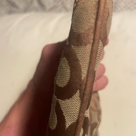 Coach Parker Crossbody Bag In Signature Crème Jacquard W Gold Accents GUC - Picture 10 of 16